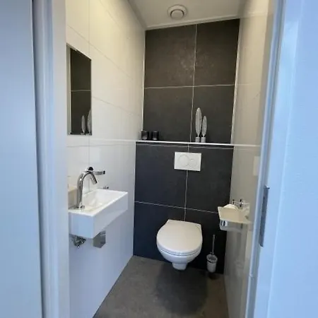 Enkhuizer Oase Erste Reihe Mit Zaun Haus Nr 248 * Enkhuizen