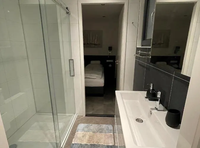 Enkhuizer Oase Erste Reihe Mit Zaun Haus Nr 248